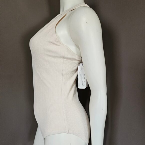 Sanctuary Swim Sandbar Solid One-Shoulder One-Piece - Picture 3 of 11